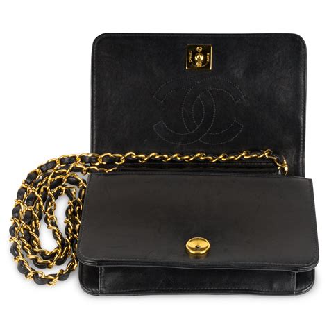 chanel wallet on chain 22s|vintage Chanel wallet on chain.